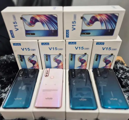 VIVO V15 8/256 GB