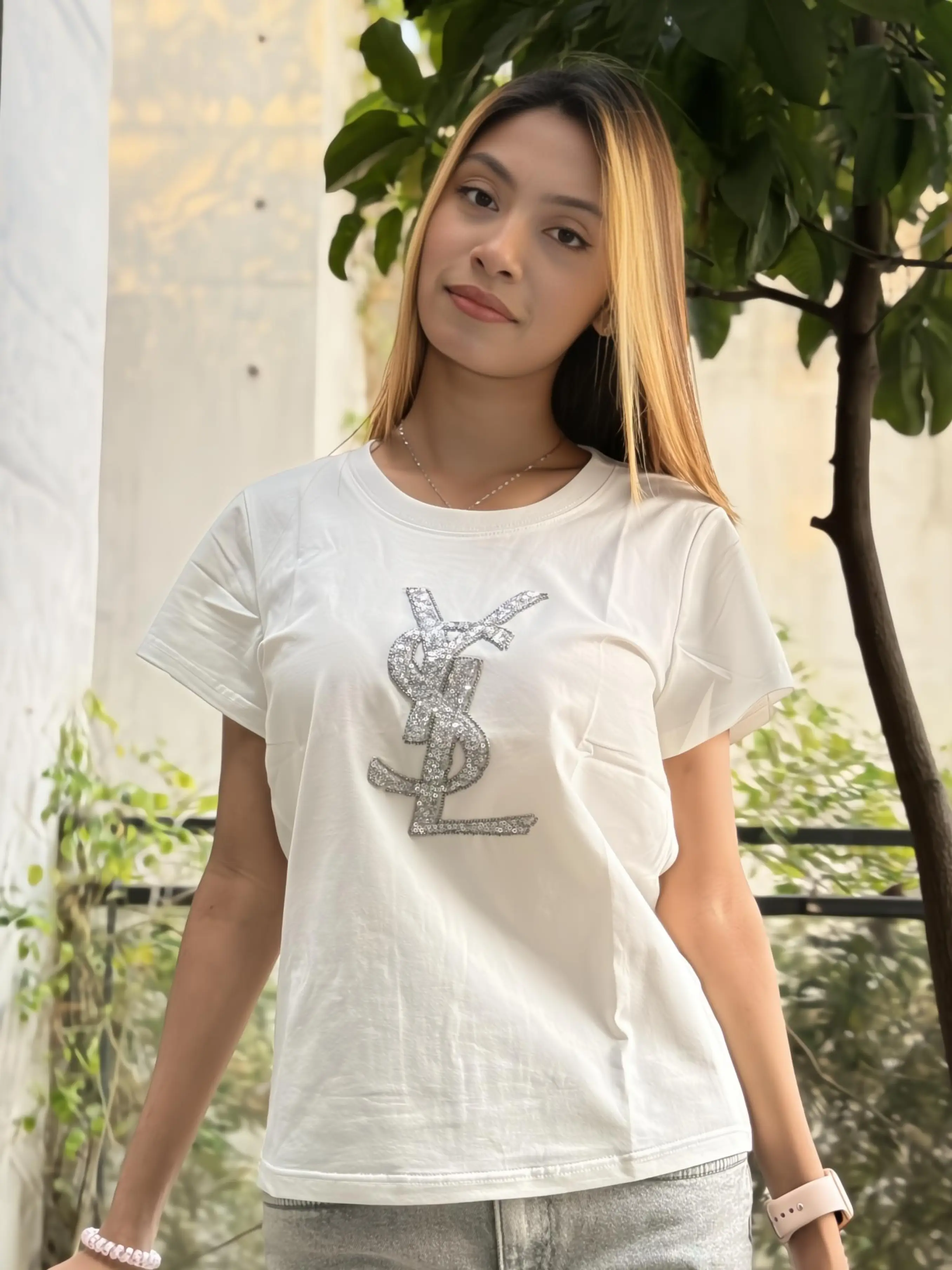 women t-shirt