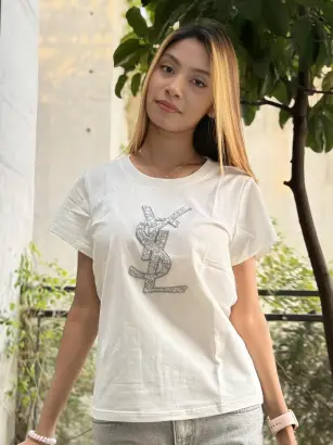 women t-shirt