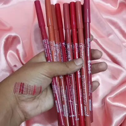 Flormar 12 Pcs Lip Liner set